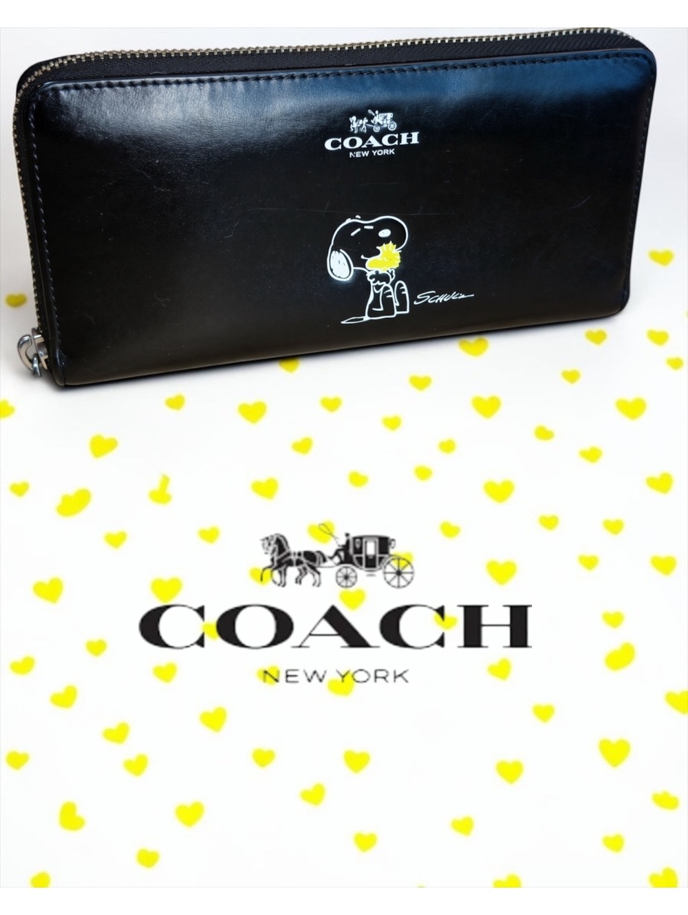 Authentic Coach x Peanuts Snoopy Accordion Zip Wallet